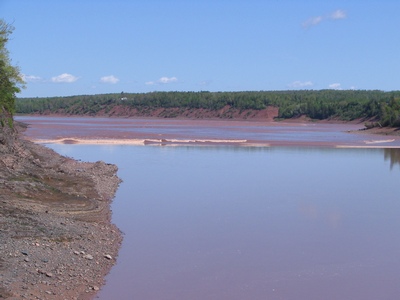 The tidal bore approaching.