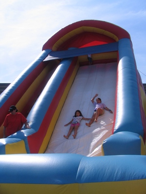 Giant slide