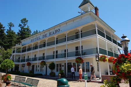 Haro Hotel