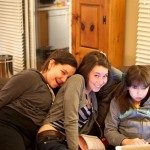 20120116_DSC_0941 (The Girls On The Couch)