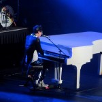 girls-concert2 (Concert Go’ers)